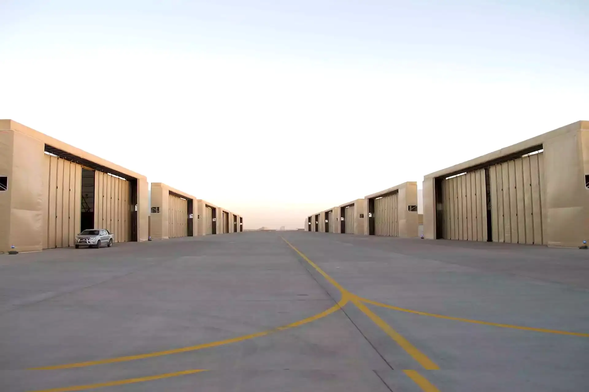 HANGAR (AFGANİSTAN)