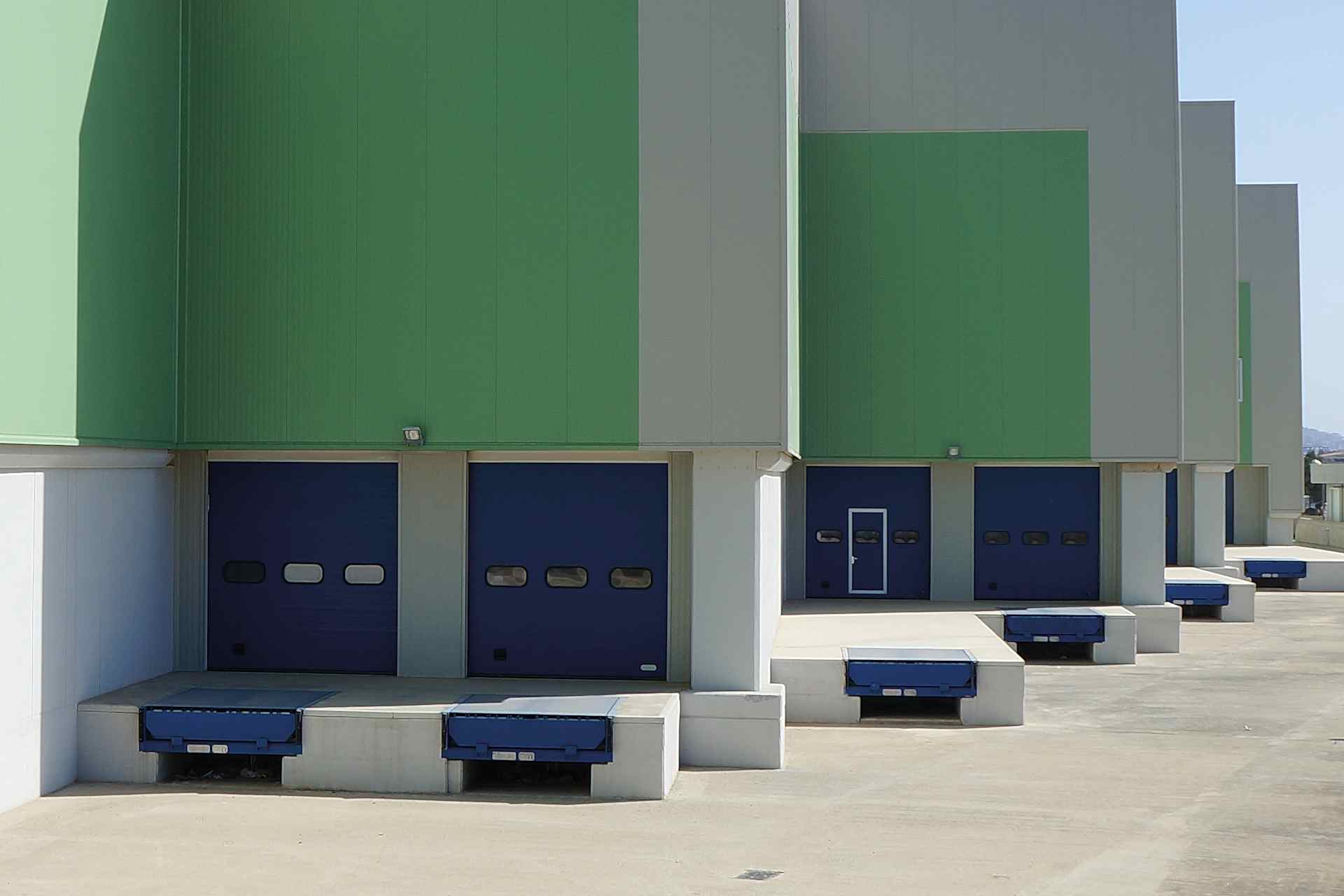DOCK LEVELER