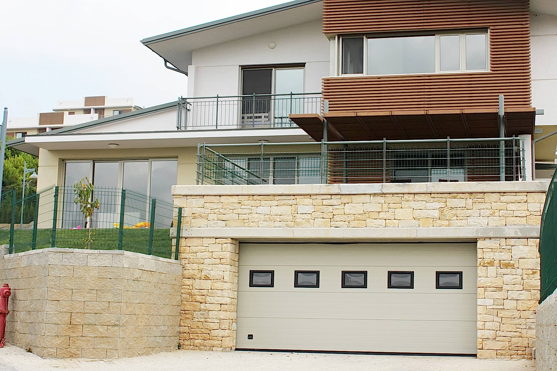 GARAGE DOOR (ANTRIVA PROJECT)
